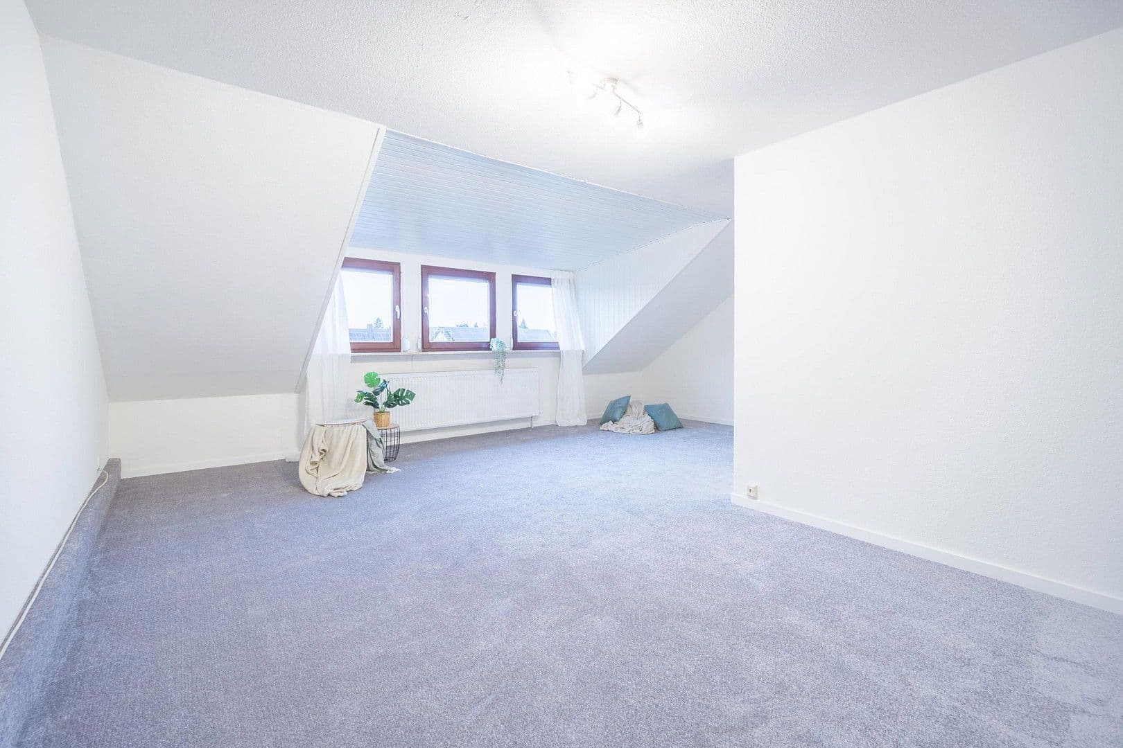 Prodej domu 169 m², pozemek 176 m², Nürnberg, Bavorsko Prodej domu 169 m², pozemek 176 m², Nürnberg, Bavorsko