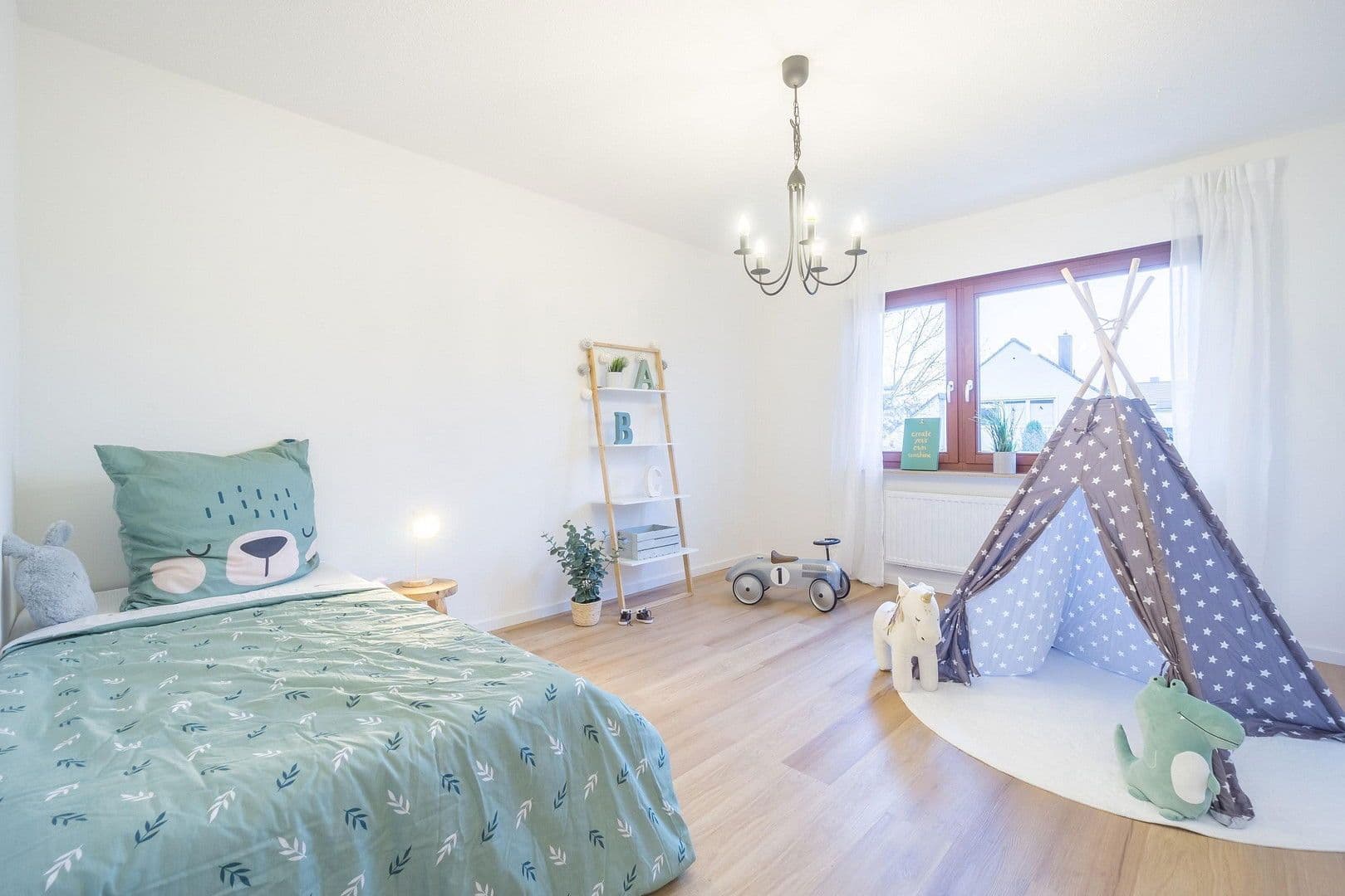 Prodej domu 169 m², pozemek 176 m², Nürnberg, Bavorsko Prodej domu 169 m², pozemek 176 m², Nürnberg, Bavorsko