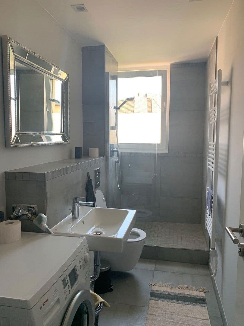 Pronájem bytu 3+1 63 m², Thorwaldsenstraße 5A, Berlin, Berlín Pronájem bytu 3+1 63 m², Thorwaldsenstraße 5A, Berlin, Berlín