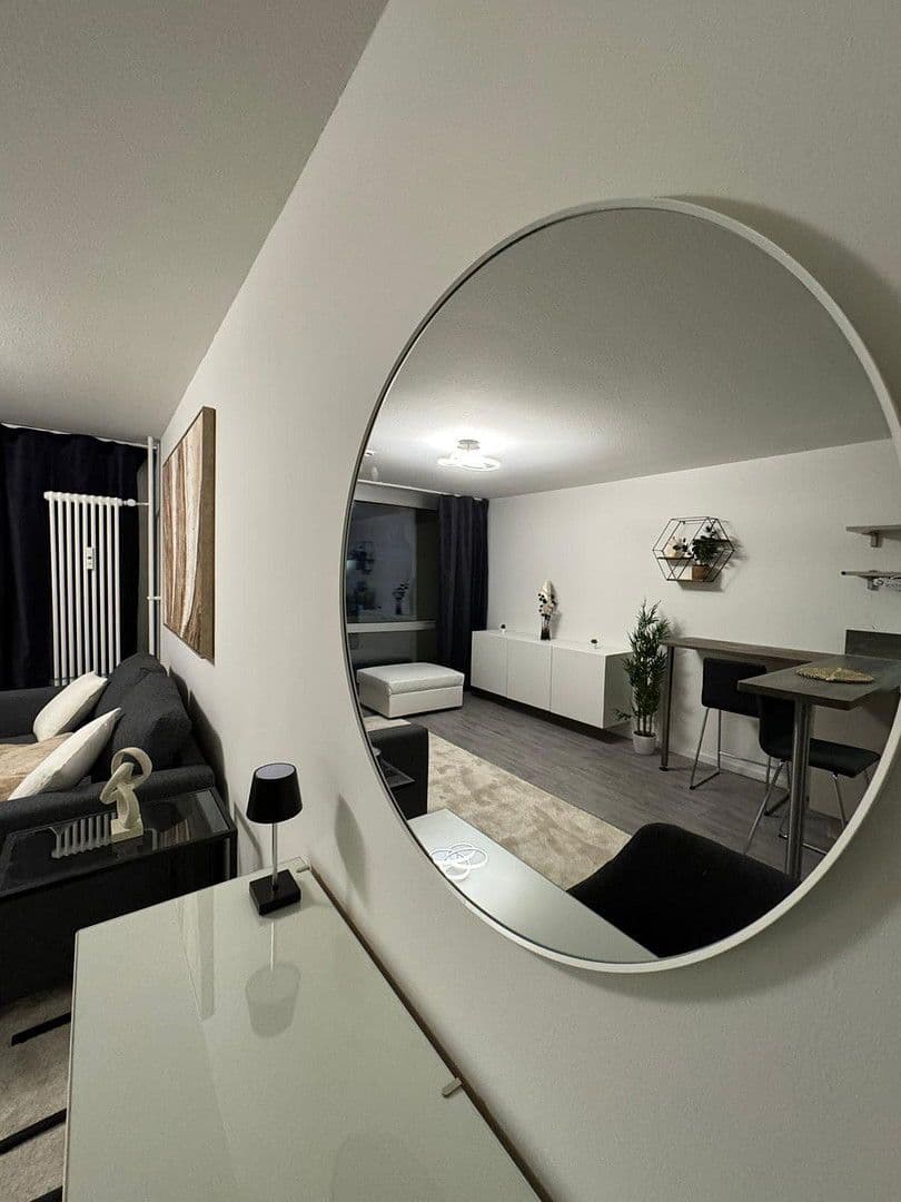 Pronájem bytu 1+1 31 m², Murnauerstraße 252, München, Bavorsko Pronájem bytu 1+1 31 m², Murnauerstraße 252, München, Bavorsko