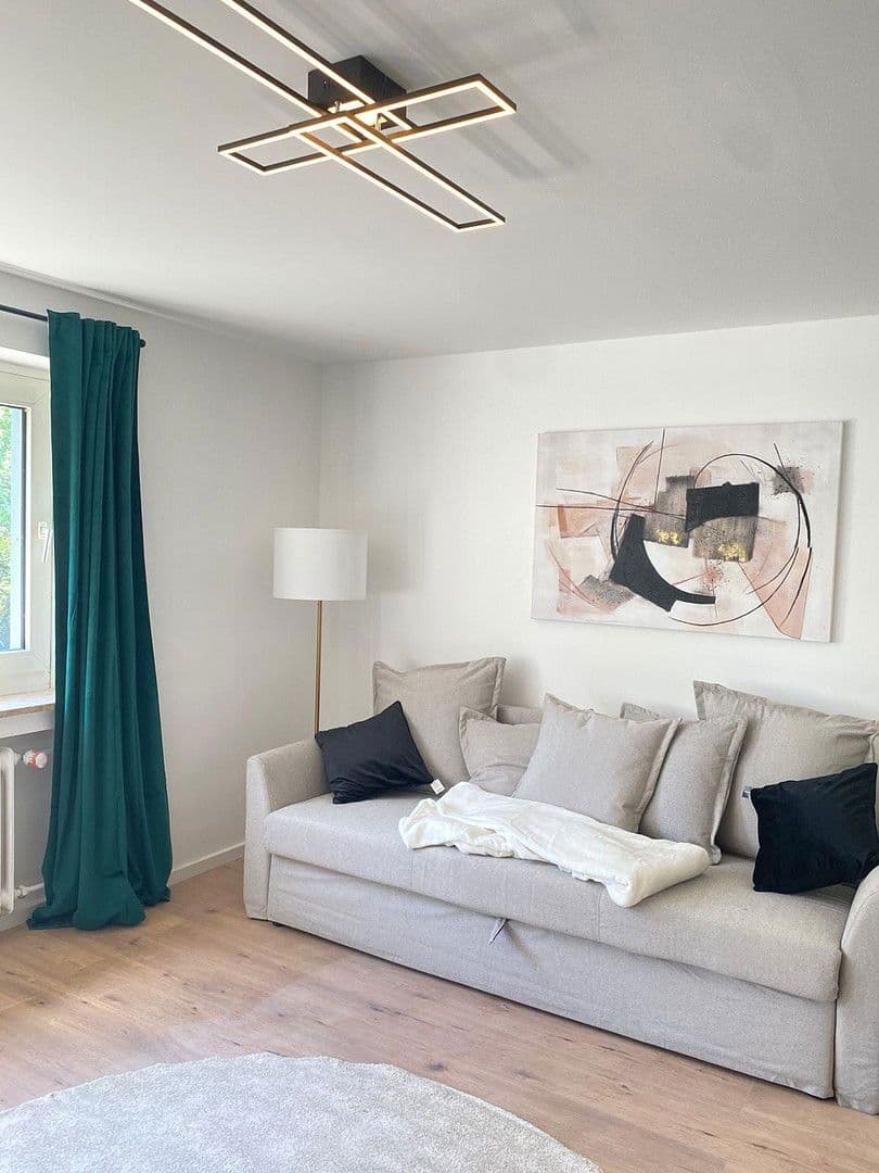 Pronájem bytu 1+1 30 m², Von-der-Pforten-Straße 1, München, Bavorsko Pronájem bytu 1+1 30 m², Von-der-Pforten-Straße 1, München, Bavorsko