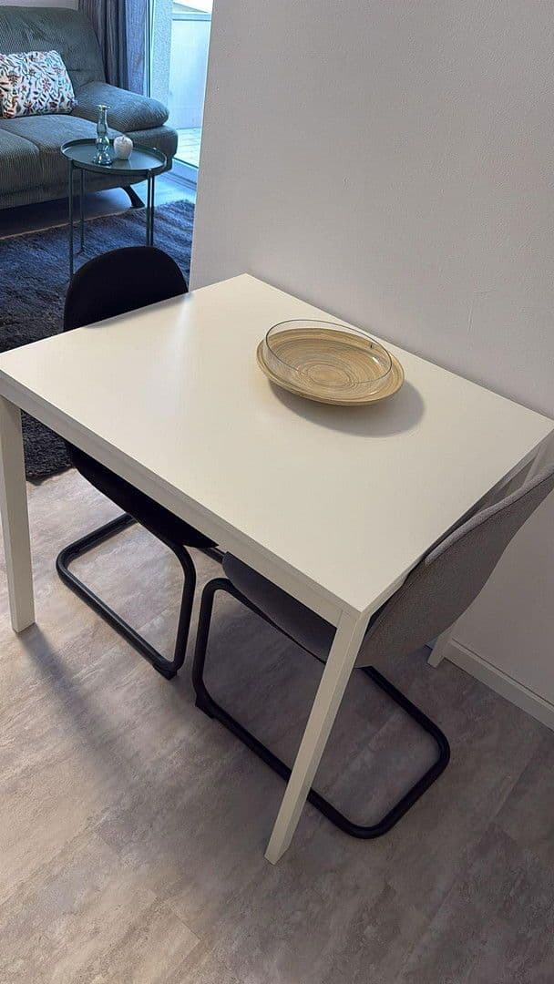 Pronájem bytu 1+1 30 m², Peter-Henlein-Str. 21, München, Bavorsko Pronájem bytu 1+1 30 m², Peter-Henlein-Str. 21, München, Bavorsko