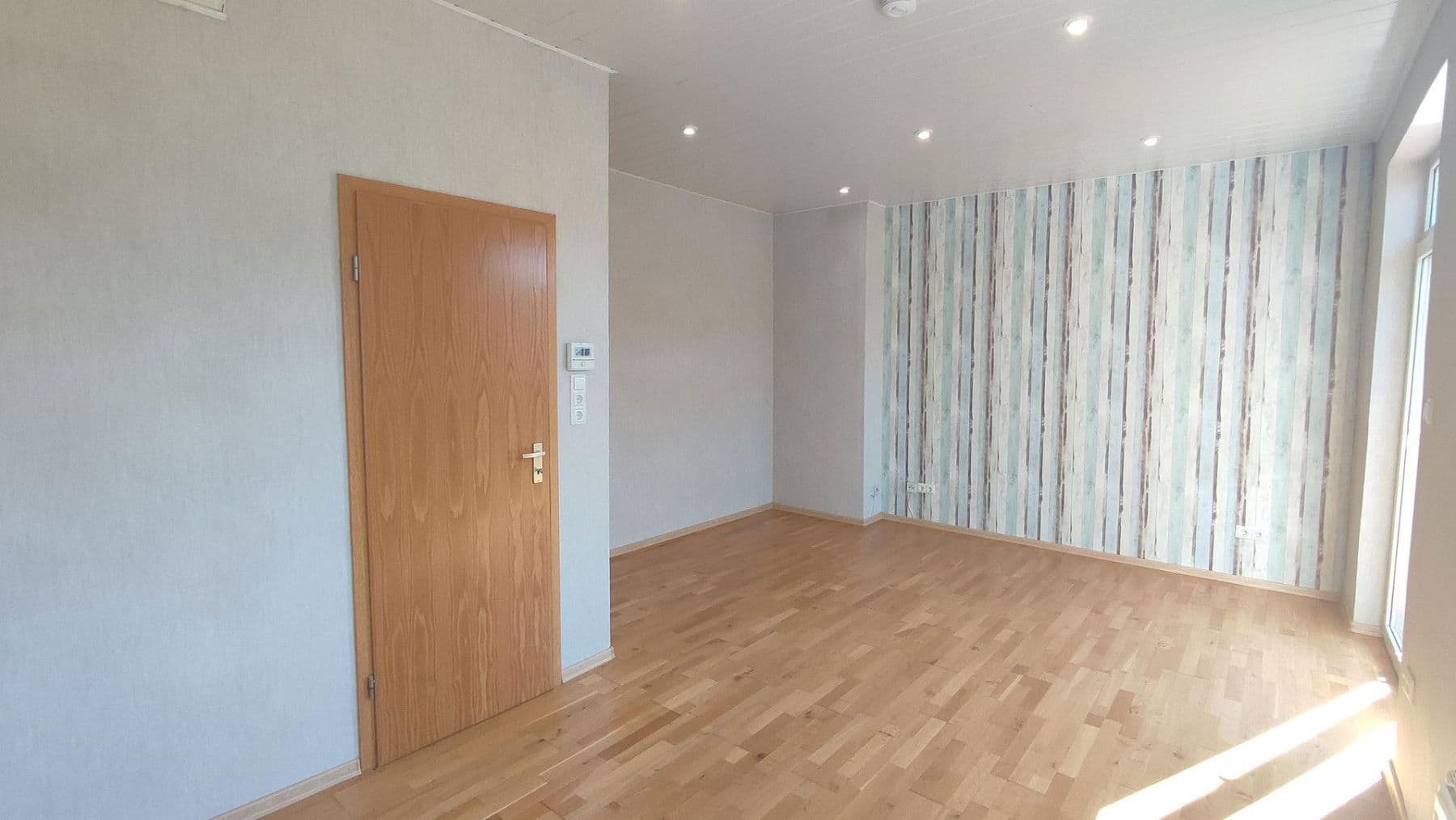 Prodej domu 89 m², pozemek 240 m², Schnedermannstraße 69, Emden, Dolní Sasko Prodej domu 89 m², pozemek 240 m², Schnedermannstraße 69, Emden, Dolní Sasko