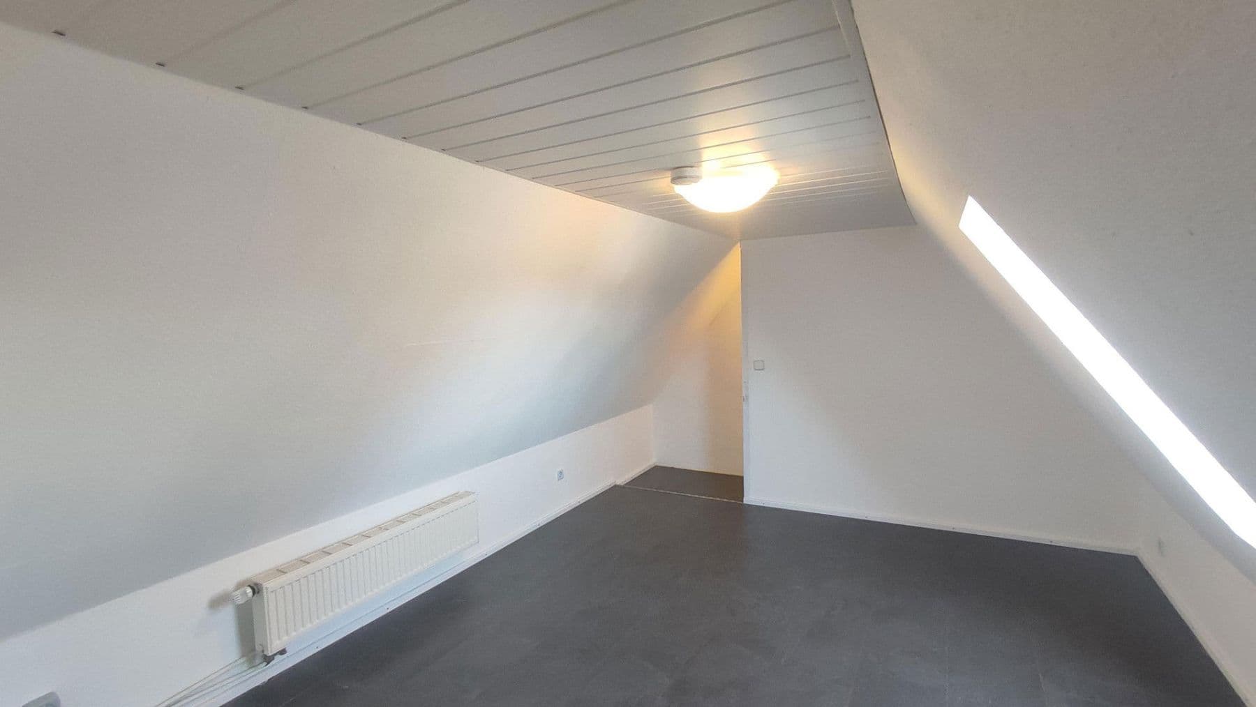 Prodej domu 89 m², pozemek 240 m², Schnedermannstraße 69, Emden, Dolní Sasko Prodej domu 89 m², pozemek 240 m², Schnedermannstraße 69, Emden, Dolní Sasko