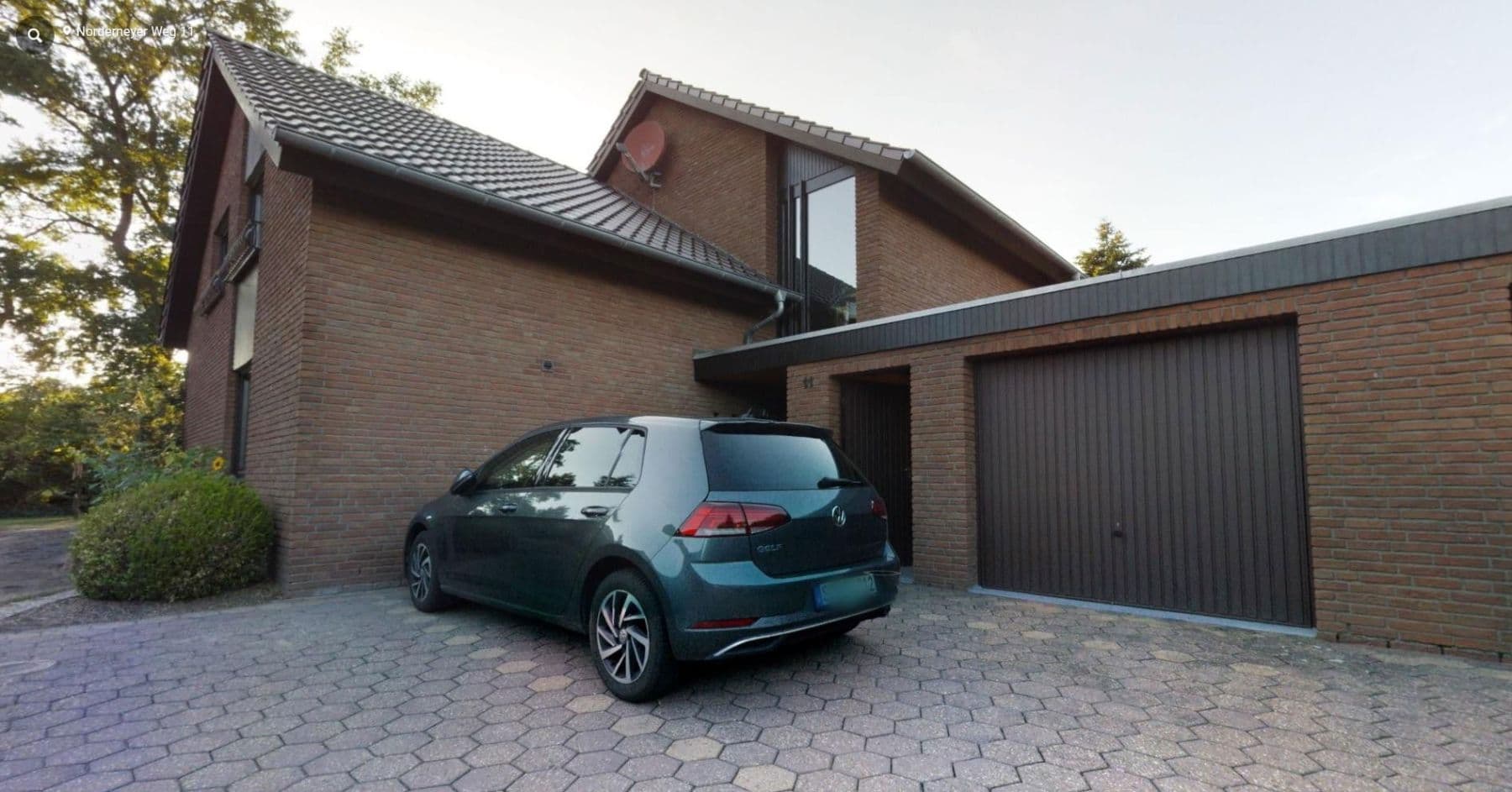 Prodej domu 280 m², pozemek 1.142 m², Norderneyer Weg 11, Leer (Ostfriesland), Dolní Sasko Prodej domu 280 m², pozemek 1.142 m², Norderneyer Weg 11, Leer (Ostfriesland), Dolní Sasko