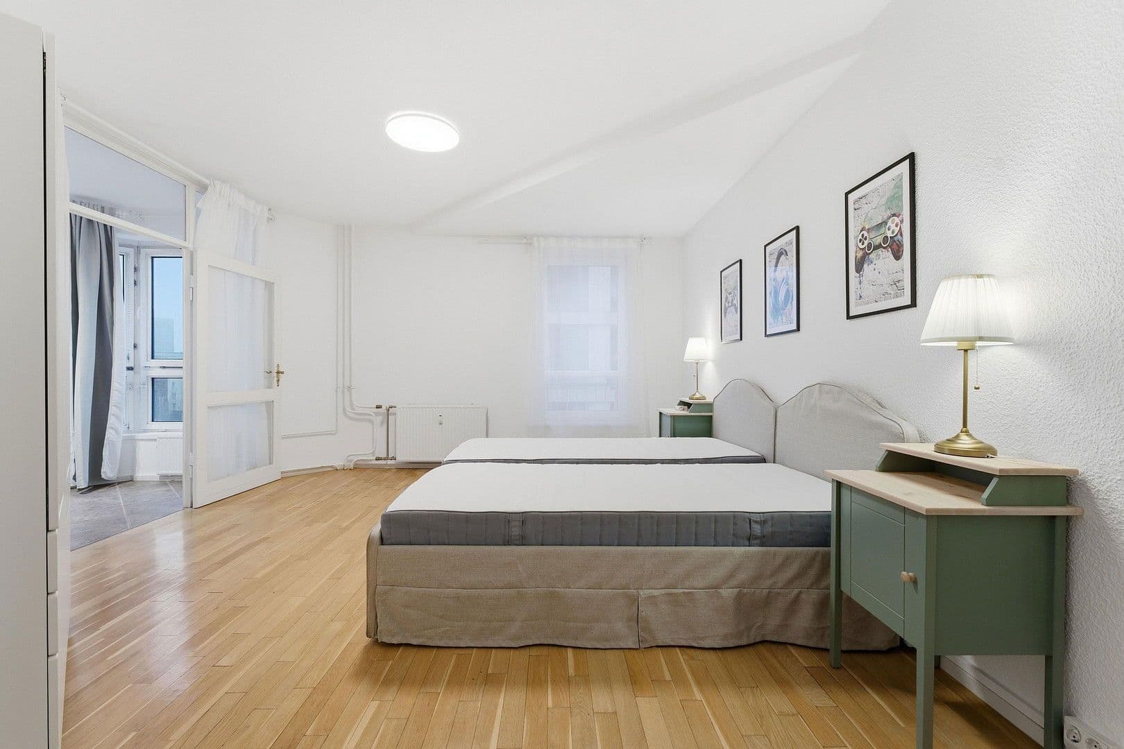 Pronájem bytu 3+1 87 m², Berlin, Berlín Pronájem bytu 3+1 87 m², Berlin, Berlín