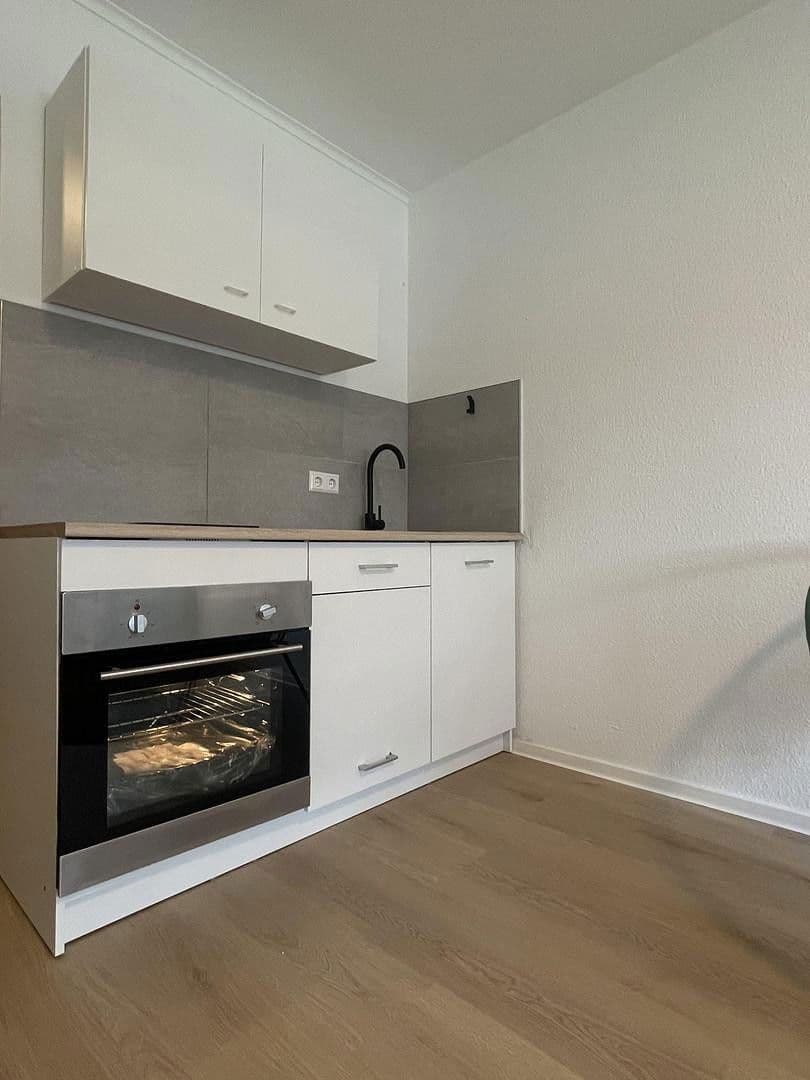 Prodej bytu 1+1 25 m², Neckarrauerstrasse 217, Mannheim, Bádensko-Württembersko Prodej bytu 1+1 25 m², Neckarrauerstrasse 217, Mannheim, Bádensko-Württembersko