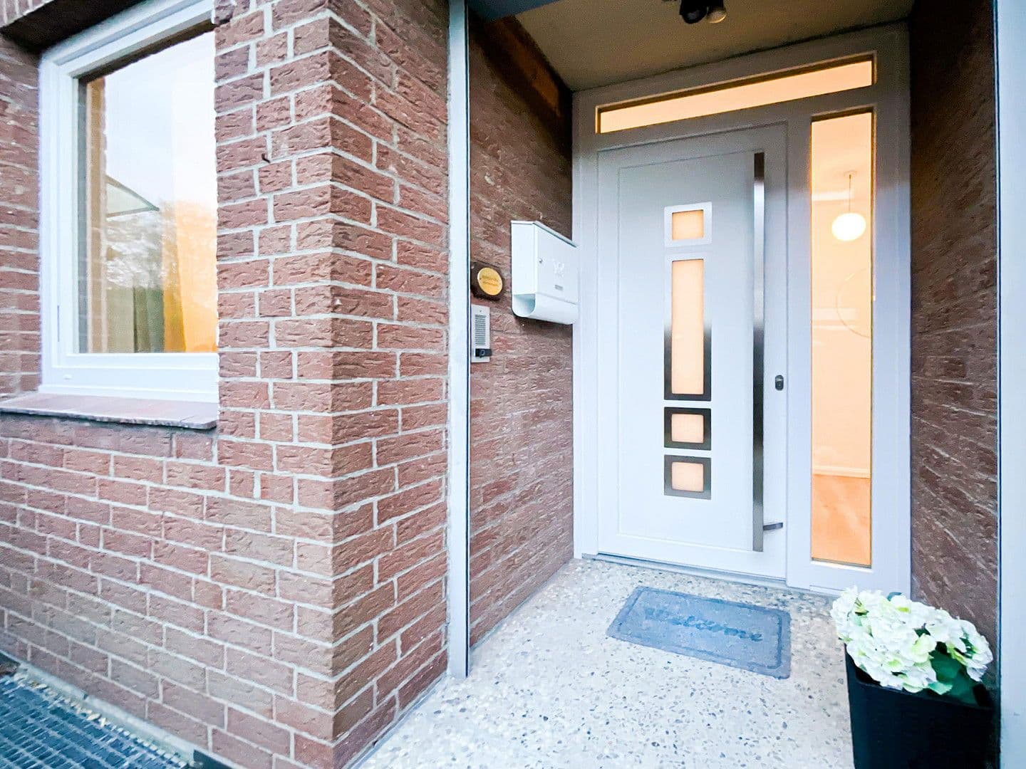 Prodej domu 128 m², pozemek 195 m², Rellingen, Šlesvicko-Holštýnsko Prodej domu 128 m², pozemek 195 m², Rellingen, Šlesvicko-Holštýnsko