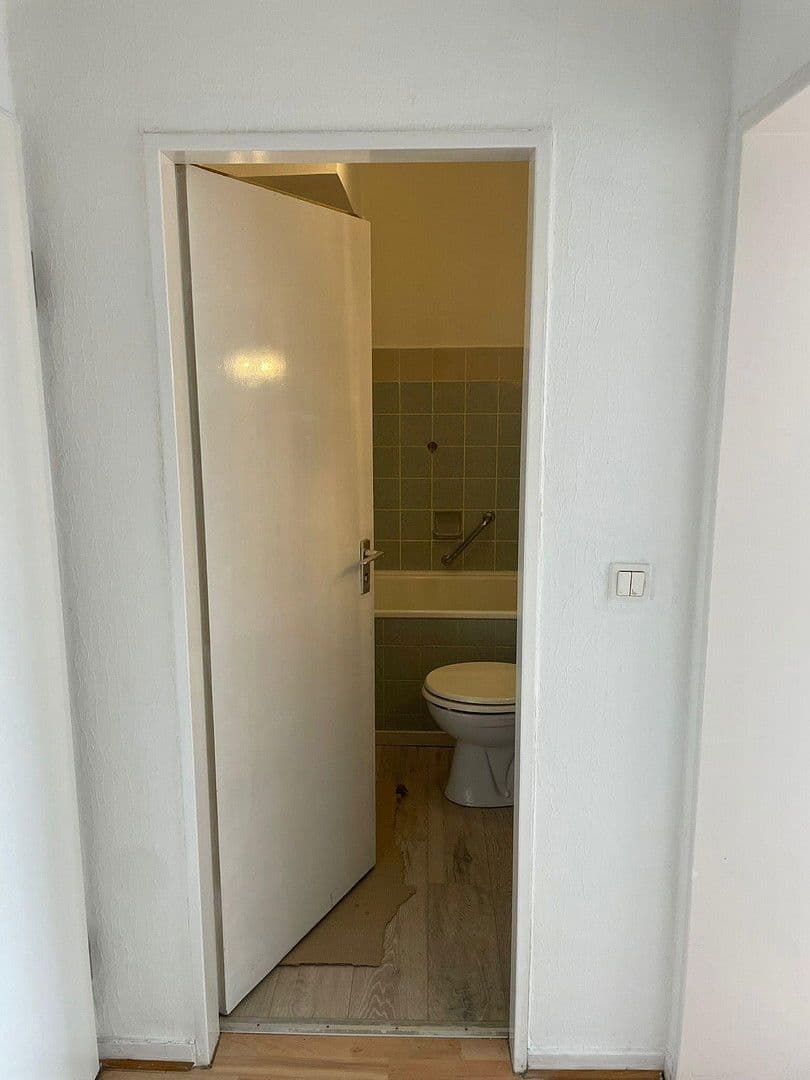 Pronájem bytu 2+1 45 m², Rembertiring 19, Bremen, Bremen Pronájem bytu 2+1 45 m², Rembertiring 19, Bremen, Bremen