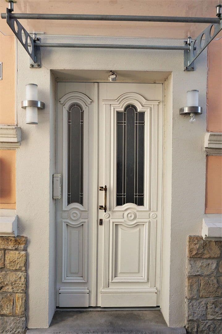 Pronájem bytu 4+1 148 m², Rinteln, Dolní Sasko Pronájem bytu 4+1 148 m², Rinteln, Dolní Sasko