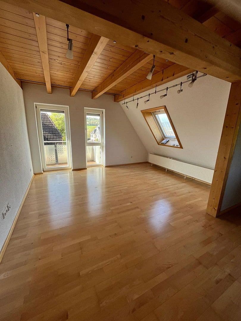 Pronájem bytu 2+kk 75 m², Weil der Stadt, Bádensko-Württembersko Pronájem bytu 2+kk 75 m², Weil der Stadt, Bádensko-Württembersko