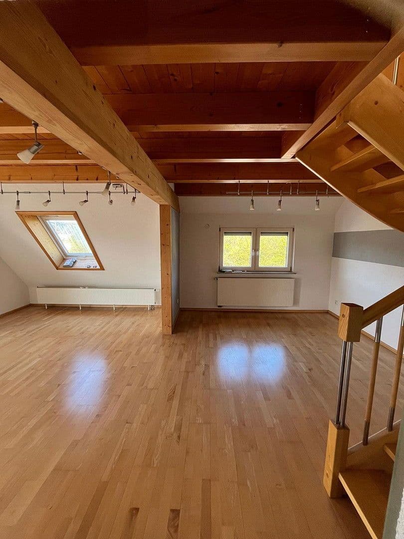 Pronájem bytu 2+kk 75 m², Weil der Stadt, Bádensko-Württembersko Pronájem bytu 2+kk 75 m², Weil der Stadt, Bádensko-Württembersko
