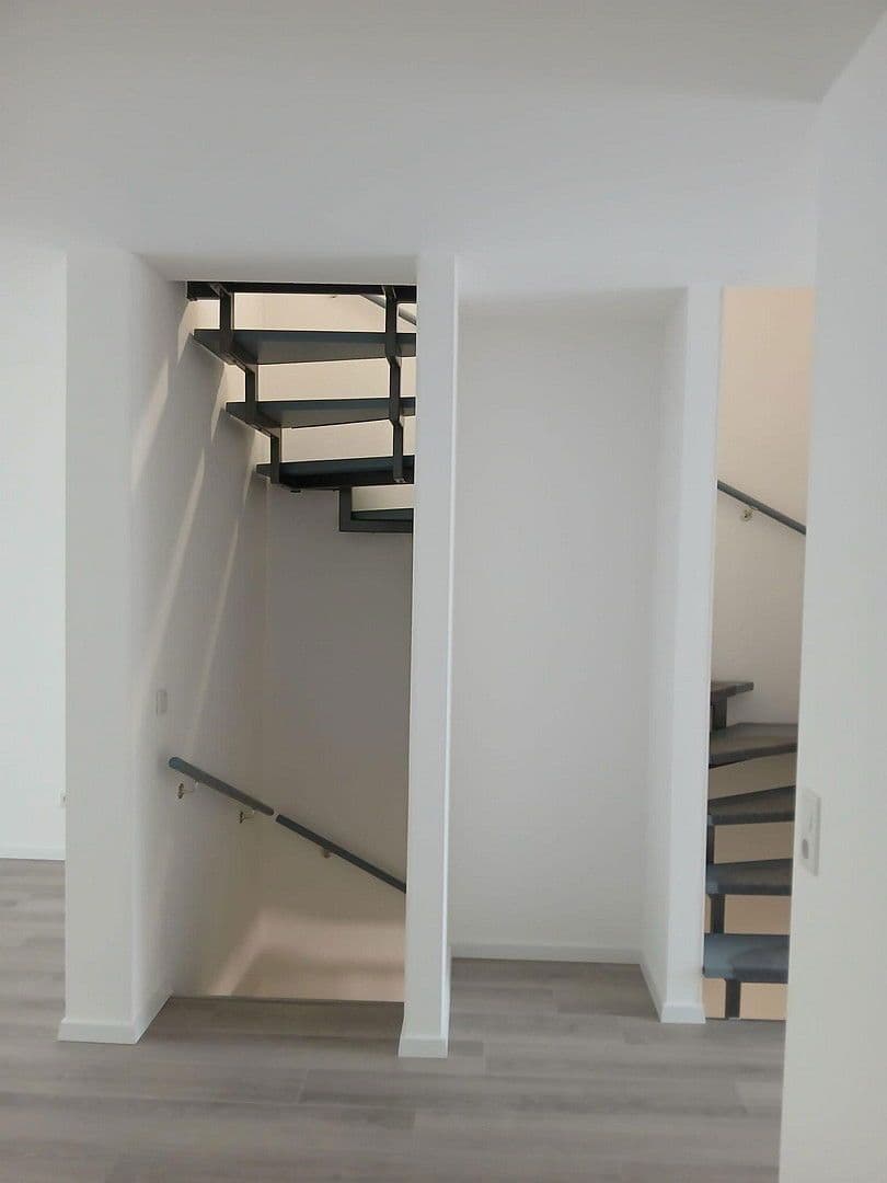 Prodej domu 122 m², pozemek 141 m², Christine-Siegberg-Straße 3, Troisdorf, Severní Porýní-Vestfálsko Prodej domu 122 m², pozemek 141 m², Christine-Siegberg-Straße 3, Troisdorf, Severní Porýní-Vestfálsko