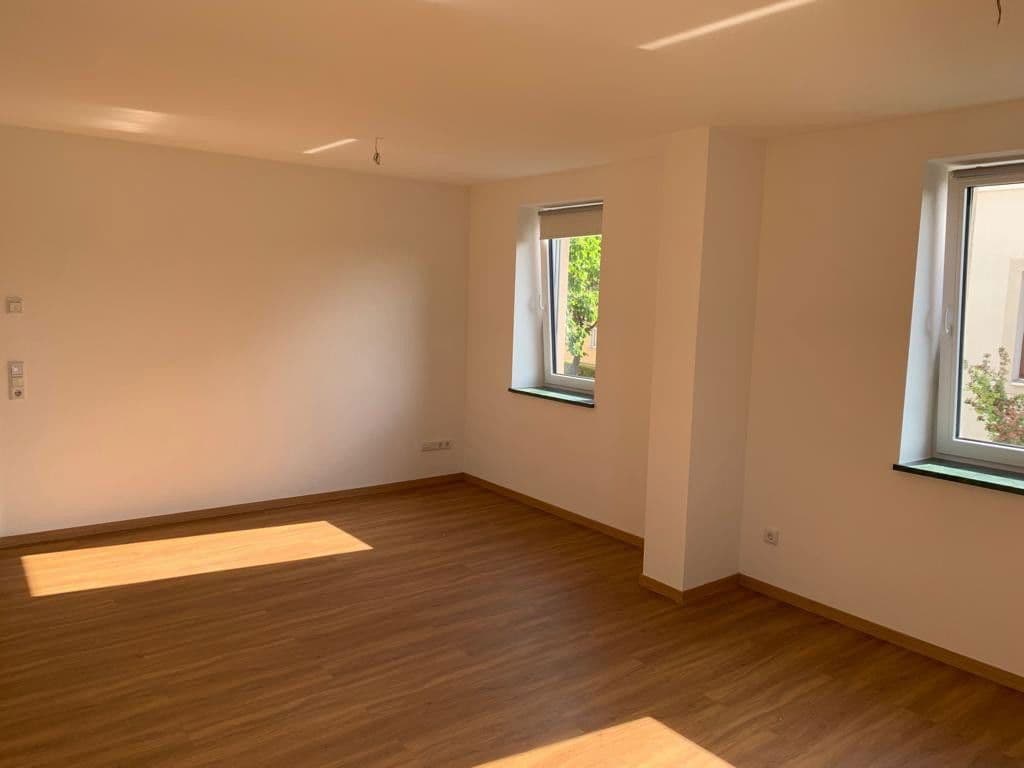 Pronájem bytu 4+1 118 m², Boderitzer Straße 72, Dresden, Sasko Pronájem bytu 4+1 118 m², Boderitzer Straße 72, Dresden, Sasko