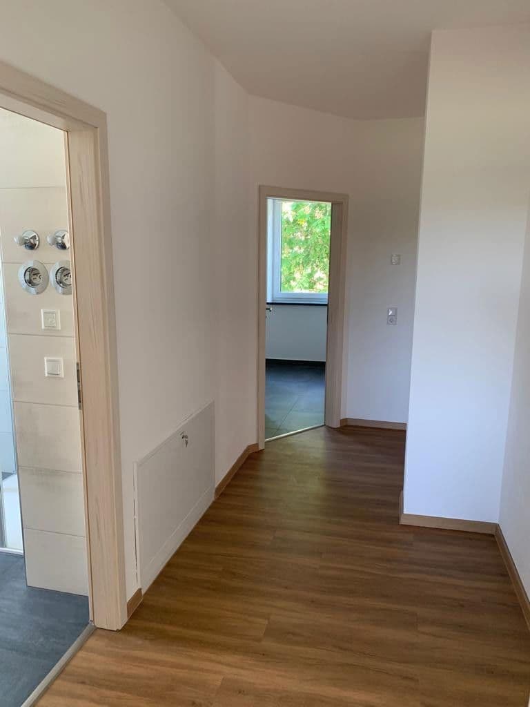 Pronájem bytu 4+1 118 m², Boderitzer Straße 72, Dresden, Sasko Pronájem bytu 4+1 118 m², Boderitzer Straße 72, Dresden, Sasko