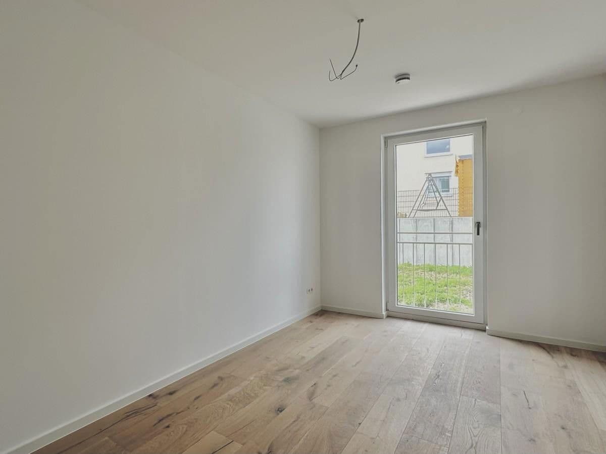 Pronájem bytu 4+1 121 m², Kieselbronn, Bádensko-Württembersko Pronájem bytu 4+1 121 m², Kieselbronn, Bádensko-Württembersko