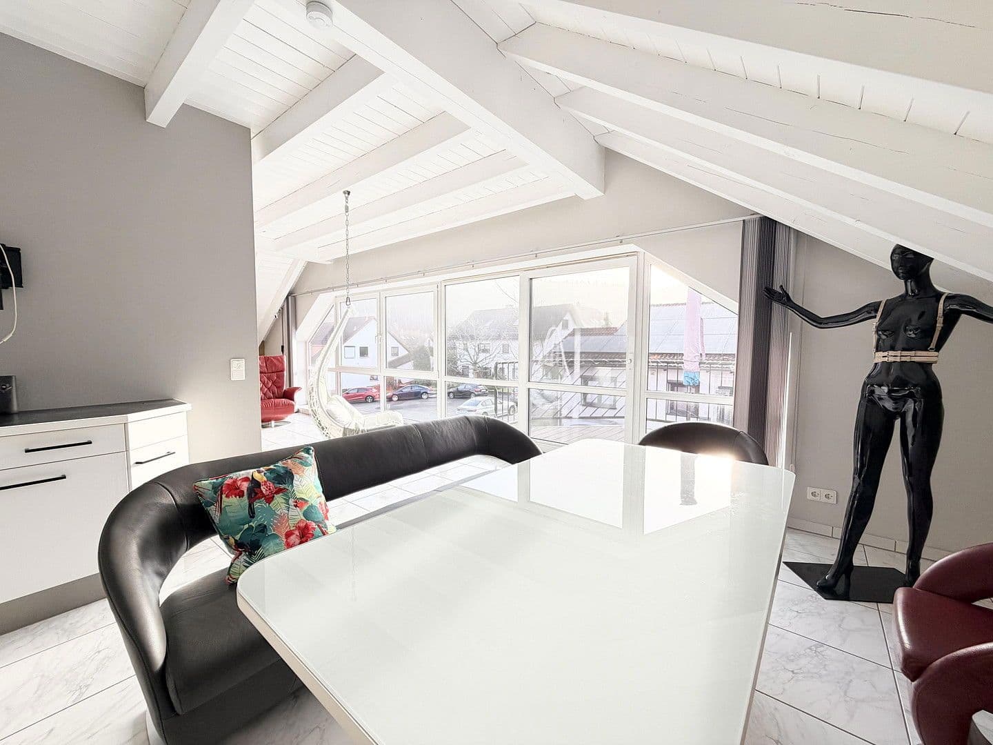 Pronájem bytu 3+1 132 m², Nelkenstraße 74, Hochspeyer, Porýní-Falc Pronájem bytu 3+1 132 m², Nelkenstraße 74, Hochspeyer, Porýní-Falc