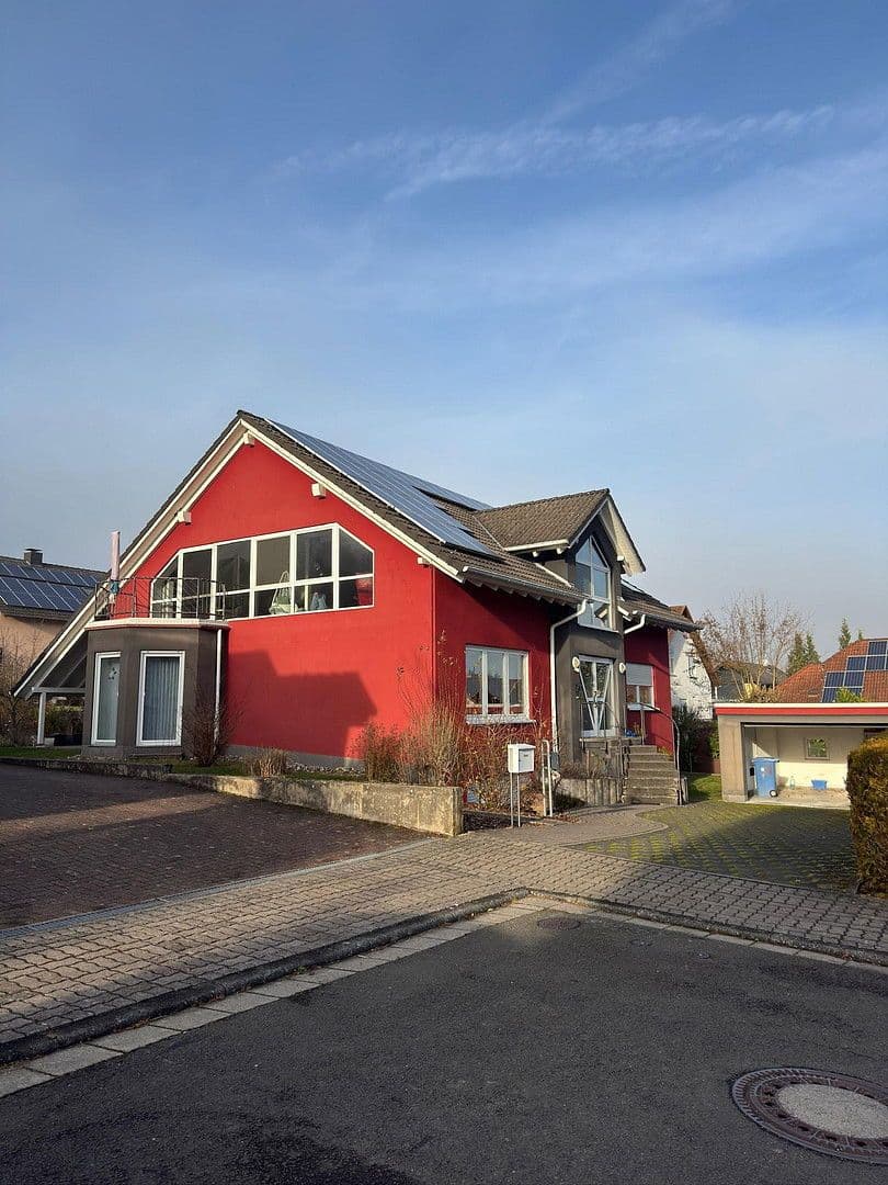 Pronájem bytu 3+1 132 m², Nelkenstraße 74, Hochspeyer, Porýní-Falc Pronájem bytu 3+1 132 m², Nelkenstraße 74, Hochspeyer, Porýní-Falc