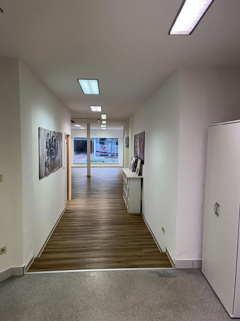 Pronájem nebytového prostoru 80 m², Lingen (Ems), Dolní Sasko Pronájem nebytového prostoru 80 m², Lingen (Ems), Dolní Sasko