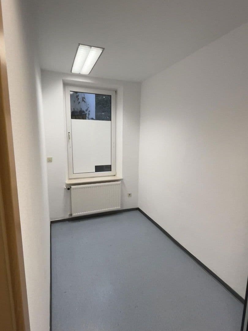 Pronájem nebytového prostoru 80 m², Lingen (Ems), Dolní Sasko Pronájem nebytového prostoru 80 m², Lingen (Ems), Dolní Sasko