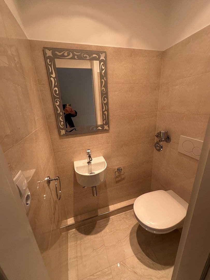 Prodej bytu 2+1 65 m², Hamburg, Hamburg Prodej bytu 2+1 65 m², Hamburg, Hamburg