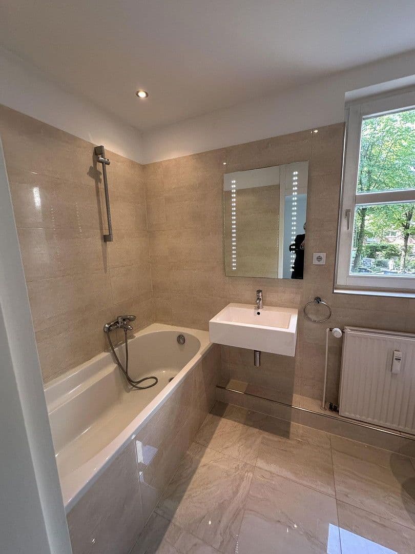 Prodej bytu 2+1 65 m², Hamburg, Hamburg Prodej bytu 2+1 65 m², Hamburg, Hamburg