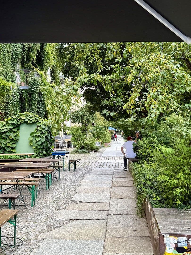 Prodej bytu 2+1 75 m², Swinemünderstr. 16, Berlin, Berlín Prodej bytu 2+1 75 m², Swinemünderstr. 16, Berlin, Berlín