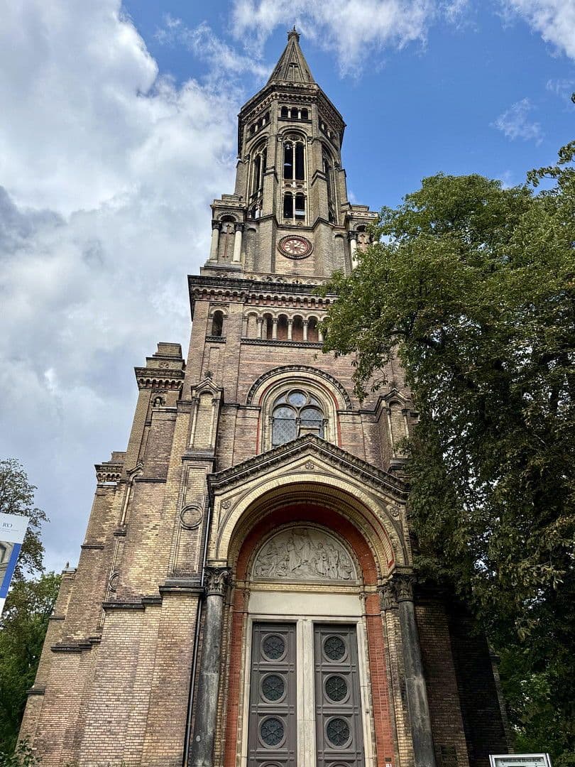 Prodej bytu 2+1 75 m², Swinemünderstr. 16, Berlin, Berlín Prodej bytu 2+1 75 m², Swinemünderstr. 16, Berlin, Berlín