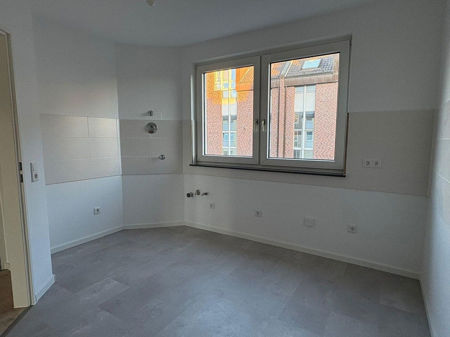 Prodej bytu 3+kk 103 m², Eickener Str. 211-213, Mönchengladbach, Severní Porýní-Vestfálsko Prodej bytu 3+kk 103 m², Eickener Str. 211-213, Mönchengladbach, Severní Porýní-Vestfálsko