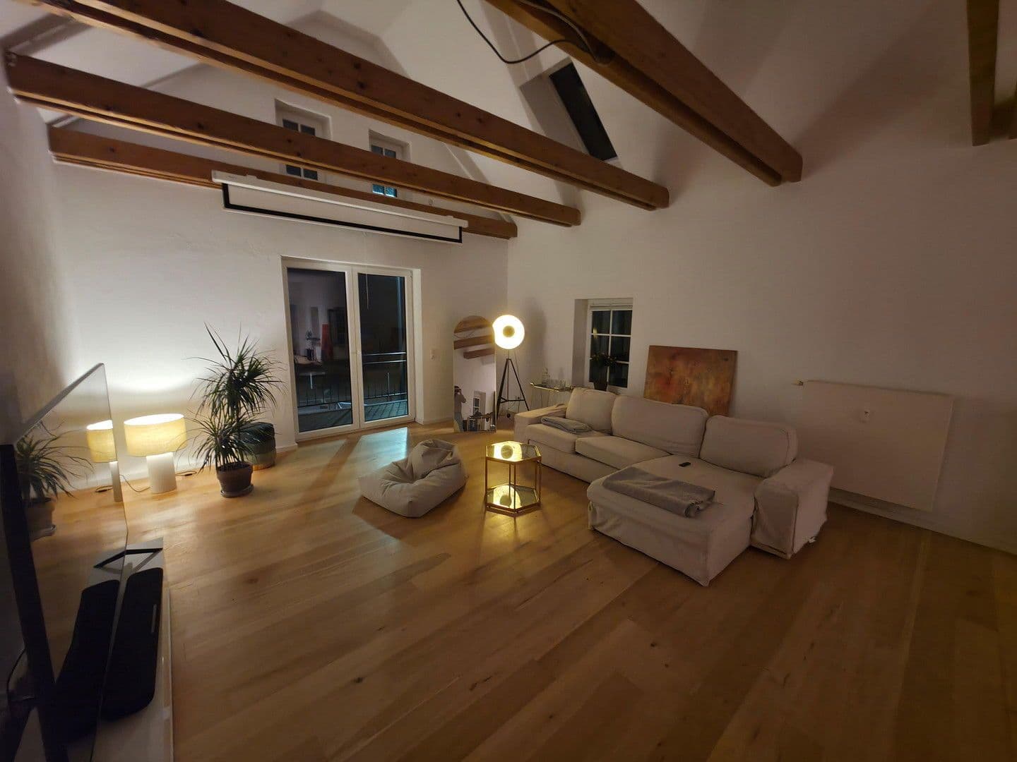 Pronájem bytu 2+kk 90 m², Von-Bassenheim-Straße 2, Euskirchen, Severní Porýní-Vestfálsko Pronájem bytu 2+kk 90 m², Von-Bassenheim-Straße 2, Euskirchen, Severní Porýní-Vestfálsko