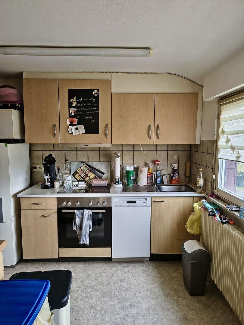 Pronájem bytu 3+1 60 m², Wendlingen am Neckar, Bádensko-Württembersko Pronájem bytu 3+1 60 m², Wendlingen am Neckar, Bádensko-Württembersko