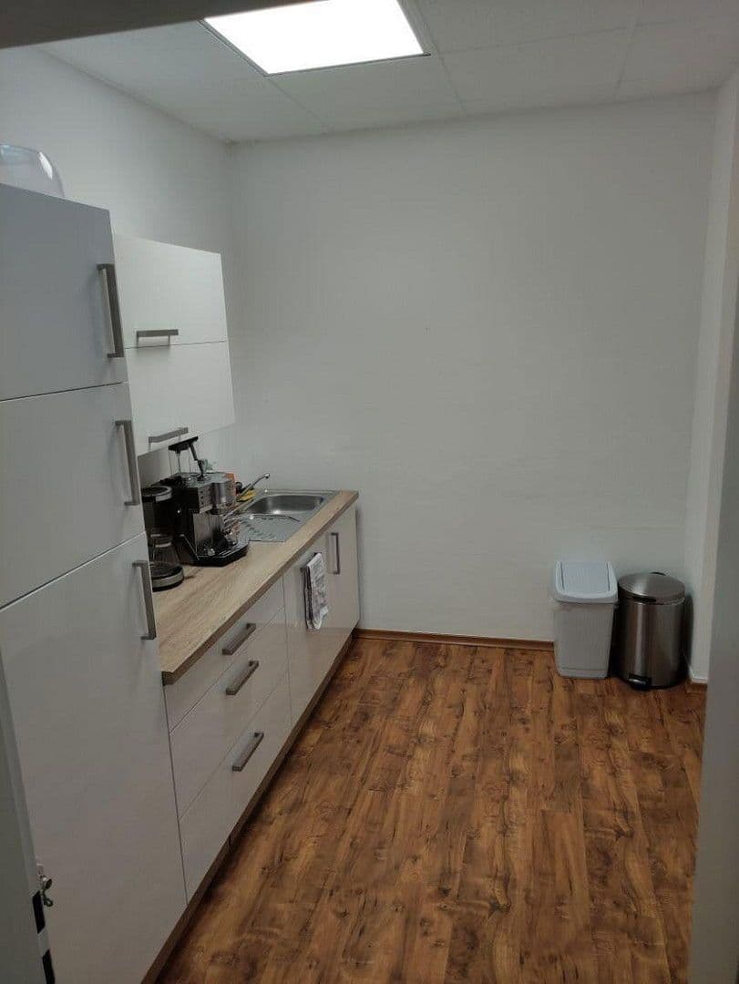 Pronájem kanceláře 150 m², Münster, Severní Porýní-Vestfálsko Pronájem kanceláře 150 m², Münster, Severní Porýní-Vestfálsko