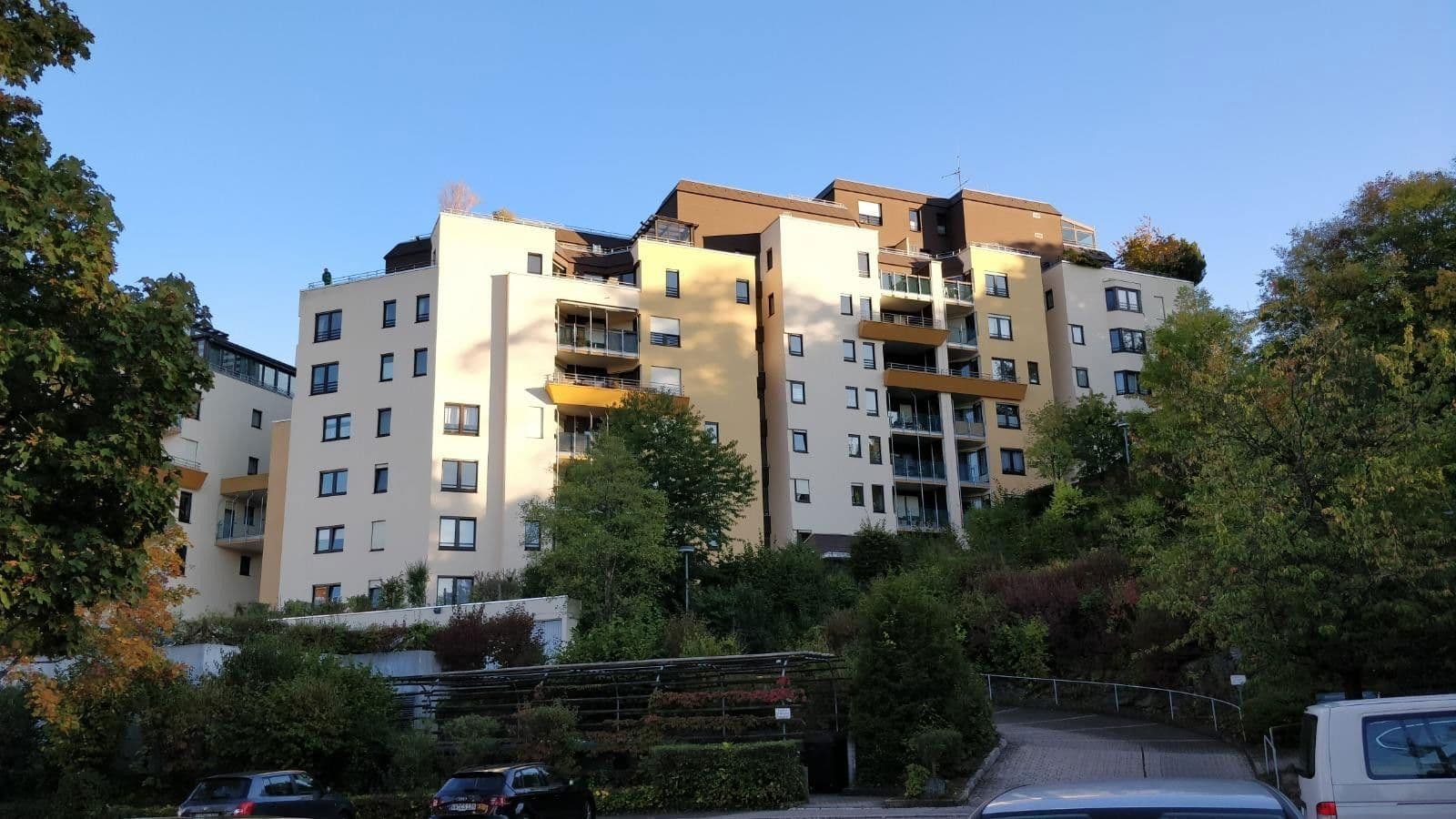 Pronájem bytu 2+1 94 m², Stuttgart, Bádensko-Württembersko Pronájem bytu 2+1 94 m², Stuttgart, Bádensko-Württembersko
