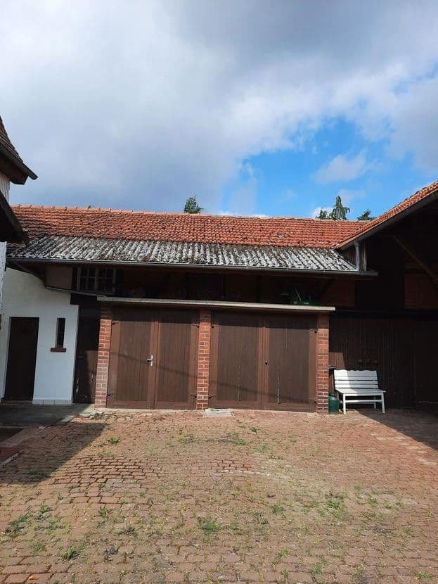 Prodej domu 297 m², pozemek 1.655 m², Dorfstraße 118, Michelstadt, Hessen Prodej domu 297 m², pozemek 1.655 m², Dorfstraße 118, Michelstadt, Hessen