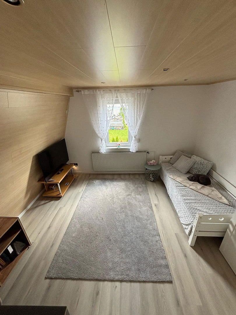 Prodej domu 297 m², pozemek 1.655 m², Dorfstraße 118, Michelstadt, Hessen Prodej domu 297 m², pozemek 1.655 m², Dorfstraße 118, Michelstadt, Hessen