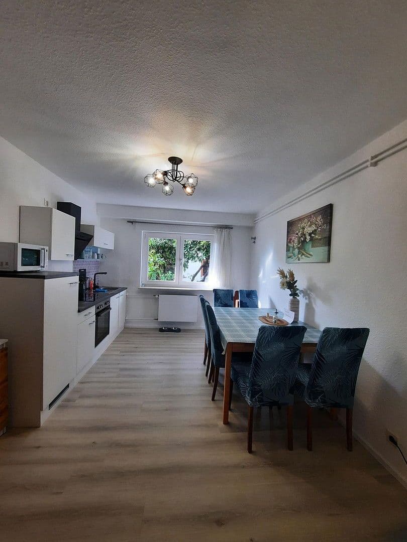 Prodej domu 297 m², pozemek 1.655 m², Dorfstraße 118, Michelstadt, Hessen Prodej domu 297 m², pozemek 1.655 m², Dorfstraße 118, Michelstadt, Hessen