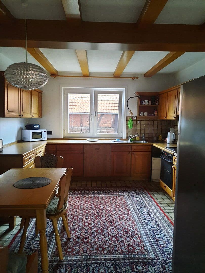 Prodej domu 297 m², pozemek 1.655 m², Dorfstraße 118, Michelstadt, Hessen Prodej domu 297 m², pozemek 1.655 m², Dorfstraße 118, Michelstadt, Hessen