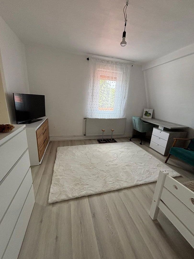 Prodej domu 297 m², pozemek 1.655 m², Dorfstraße 118, Michelstadt, Hessen Prodej domu 297 m², pozemek 1.655 m², Dorfstraße 118, Michelstadt, Hessen