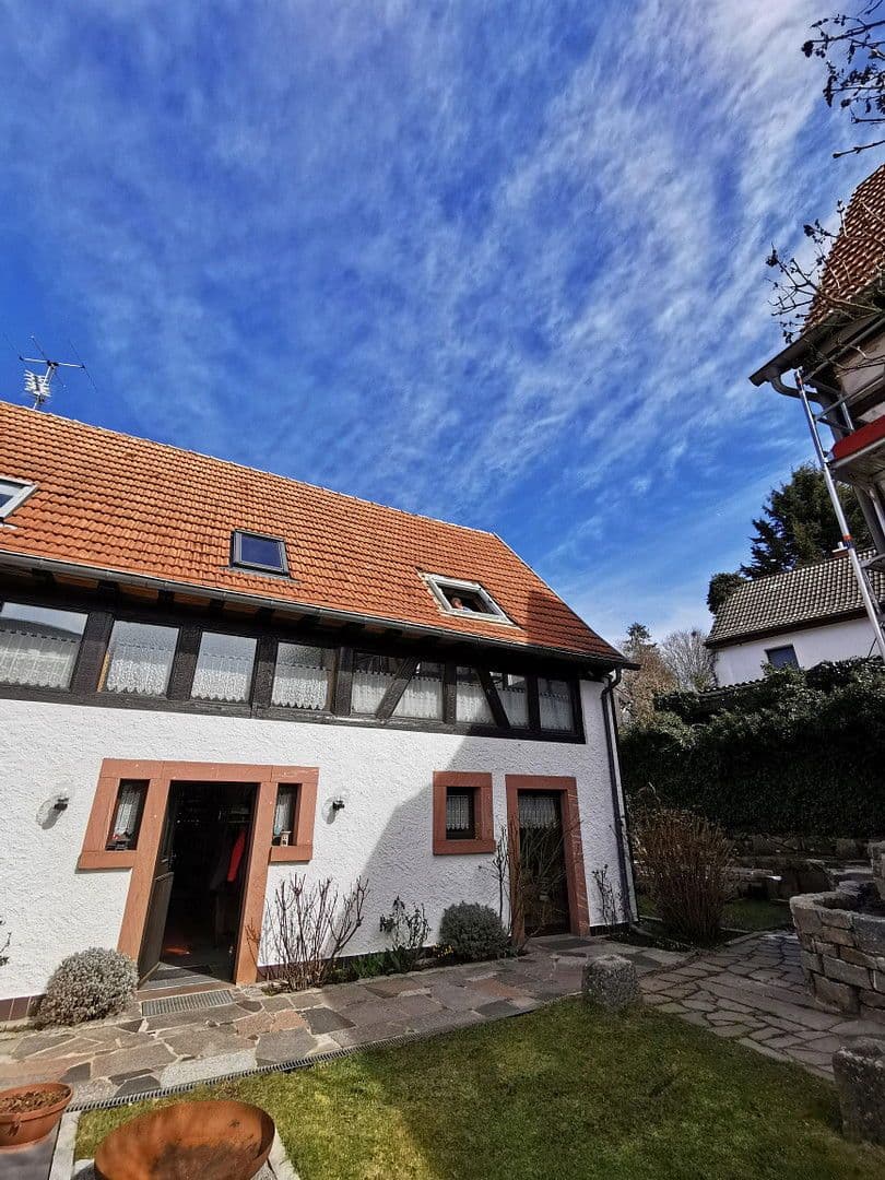 Prodej domu 325 m², pozemek 757 m², Friedhofstr. 2, Lautertal (Odenwald), Hessen Prodej domu 325 m², pozemek 757 m², Friedhofstr. 2, Lautertal (Odenwald), Hessen