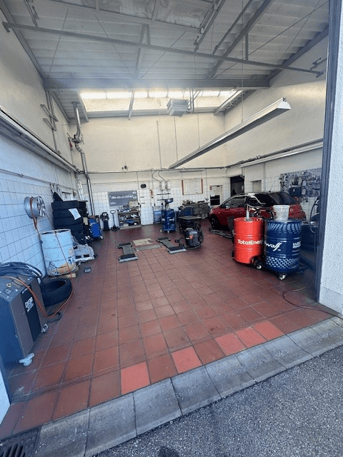 Pronájem nebytového prostoru 670 m², Achern, Bádensko-Württembersko Pronájem nebytového prostoru 670 m², Achern, Bádensko-Württembersko