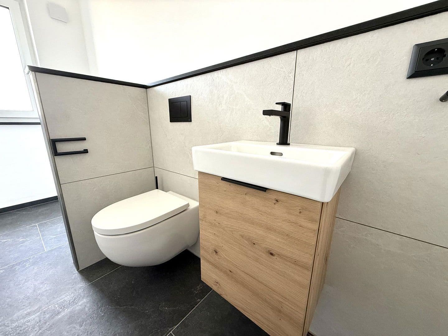 Pronájem bytu 4+1 111 m², Prachatitzer Straße 7, Passau, Bavorsko Pronájem bytu 4+1 111 m², Prachatitzer Straße 7, Passau, Bavorsko