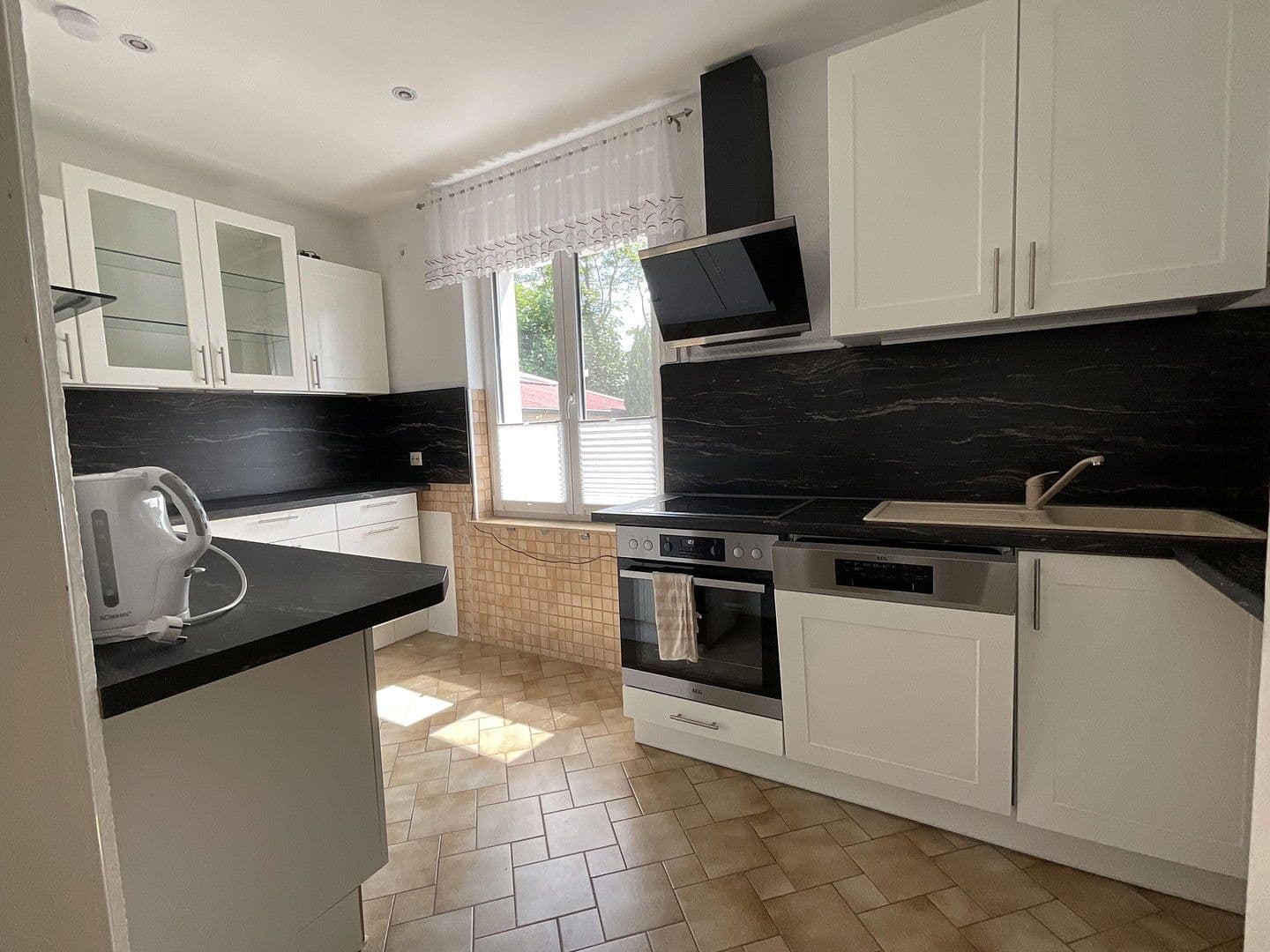 Prodej domu 225 m², pozemek 810 m², Karl-Marx-Straße 51, Schulzendorf, Braniborsko Prodej domu 225 m², pozemek 810 m², Karl-Marx-Straße 51, Schulzendorf, Braniborsko