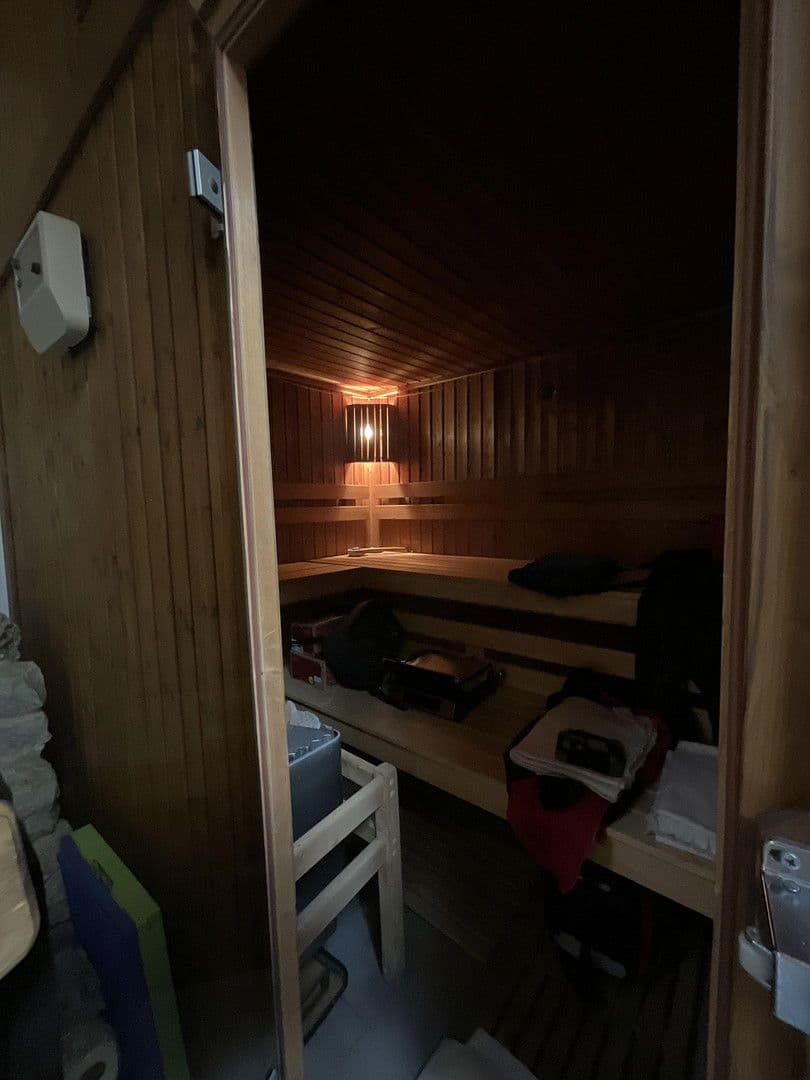 Prodej domu 225 m², pozemek 810 m², Karl-Marx-Straße 51, Schulzendorf, Braniborsko Prodej domu 225 m², pozemek 810 m², Karl-Marx-Straße 51, Schulzendorf, Braniborsko