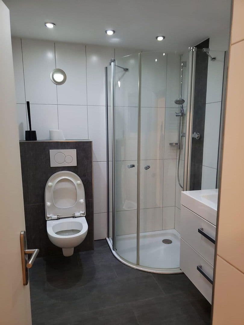 Prodej domu 198 m², pozemek 345 m², Hauptstrasse 16, Hirschhorn/Pfalz, Porýní-Falc Prodej domu 198 m², pozemek 345 m², Hauptstrasse 16, Hirschhorn/Pfalz, Porýní-Falc