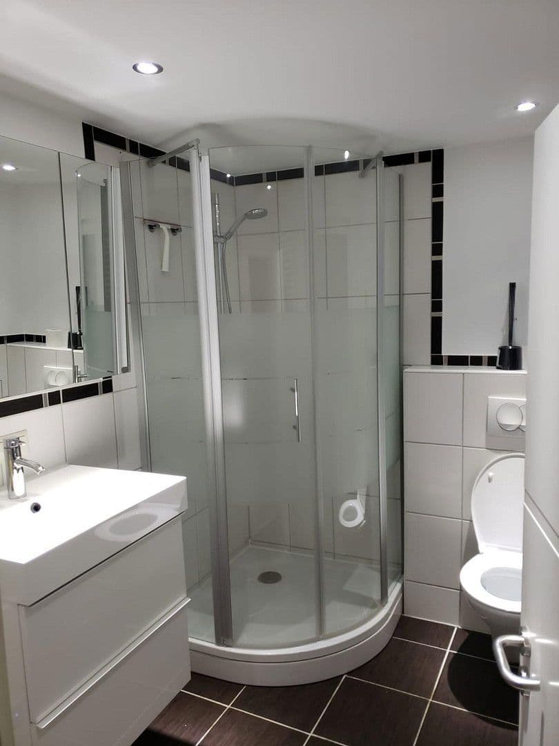 Prodej domu 198 m², pozemek 345 m², Hauptstrasse 16, Hirschhorn/Pfalz, Porýní-Falc Prodej domu 198 m², pozemek 345 m², Hauptstrasse 16, Hirschhorn/Pfalz, Porýní-Falc