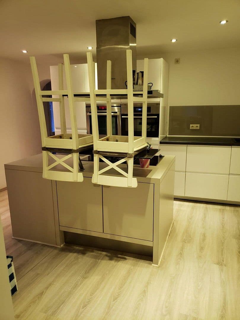 Prodej domu 198 m², pozemek 345 m², Hauptstrasse 16, Hirschhorn/Pfalz, Porýní-Falc Prodej domu 198 m², pozemek 345 m², Hauptstrasse 16, Hirschhorn/Pfalz, Porýní-Falc