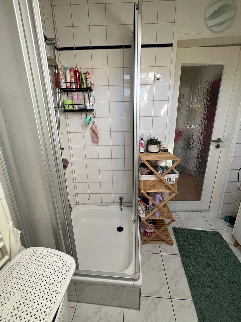 Pronájem bytu 2+1 49 m², Kirchstraße 21, Darmstadt, Hessen Pronájem bytu 2+1 49 m², Kirchstraße 21, Darmstadt, Hessen