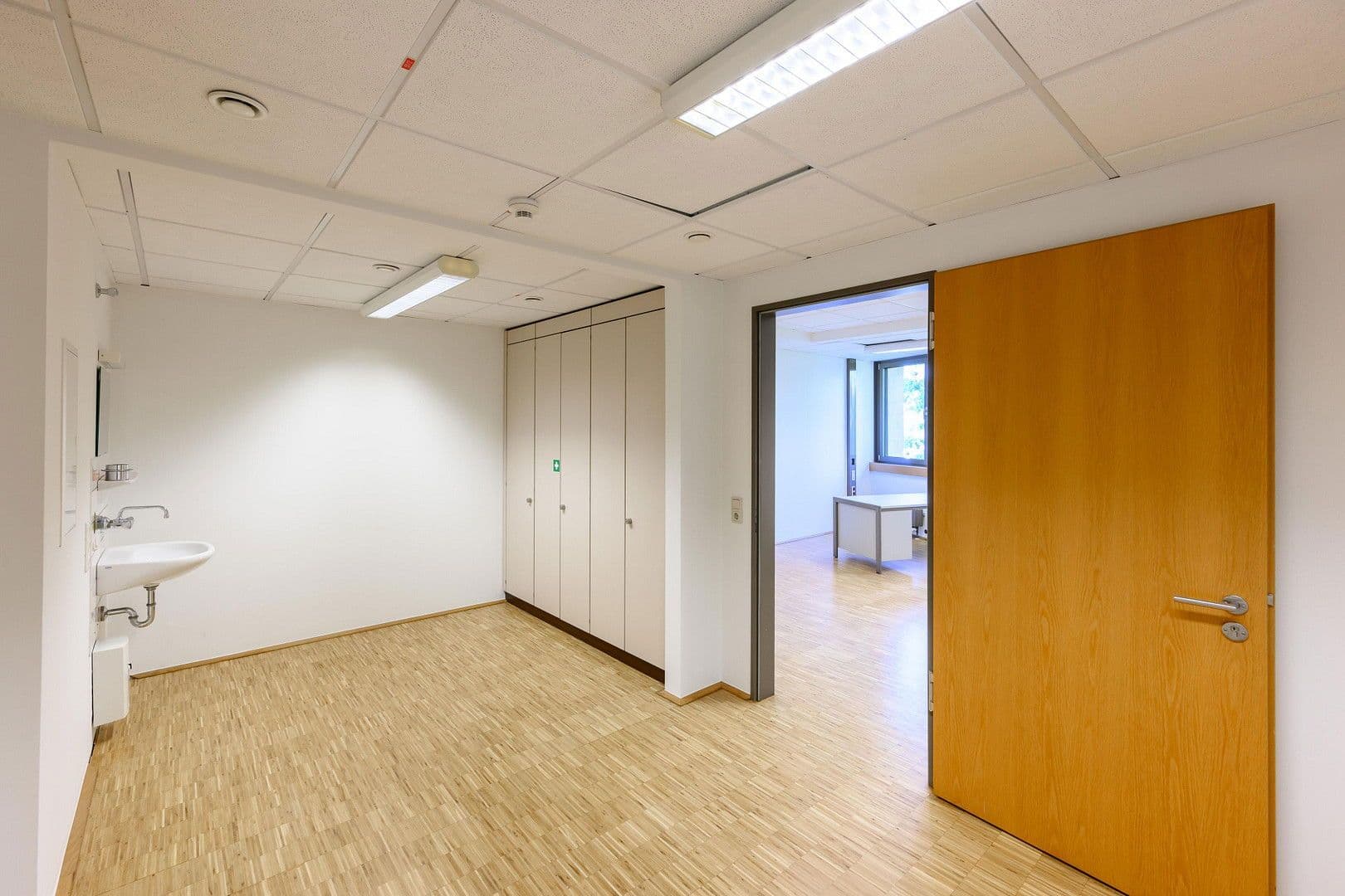 Pronájem kanceláře 83 m², Arnold-Sommerfeld-Ring 2, Baesweiler, Severní Porýní-Vestfálsko Pronájem kanceláře 83 m², Arnold-Sommerfeld-Ring 2, Baesweiler, Severní Porýní-Vestfálsko