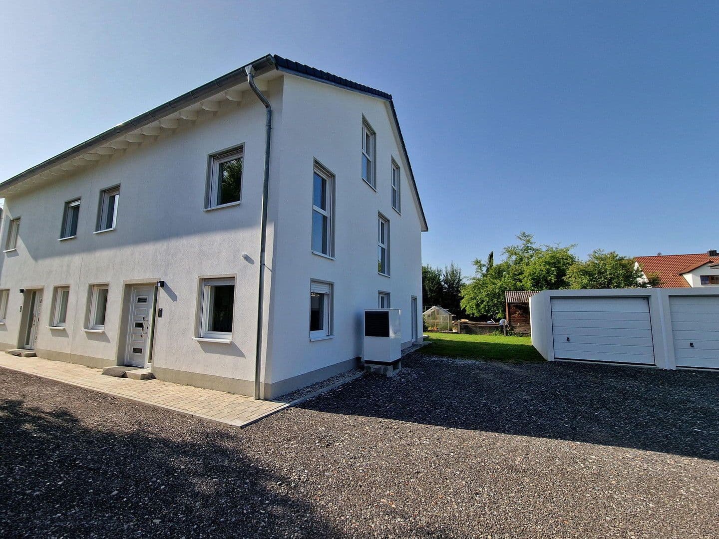 Prodej domu 160 m², pozemek 345 m², Altenmünster, Bavorsko Prodej domu 160 m², pozemek 345 m², Altenmünster, Bavorsko