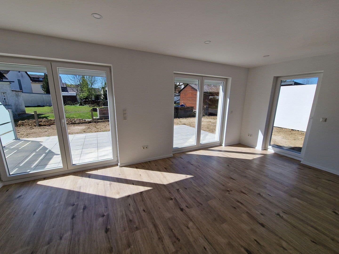 Prodej domu 160 m², pozemek 345 m², Altenmünster, Bavorsko Prodej domu 160 m², pozemek 345 m², Altenmünster, Bavorsko